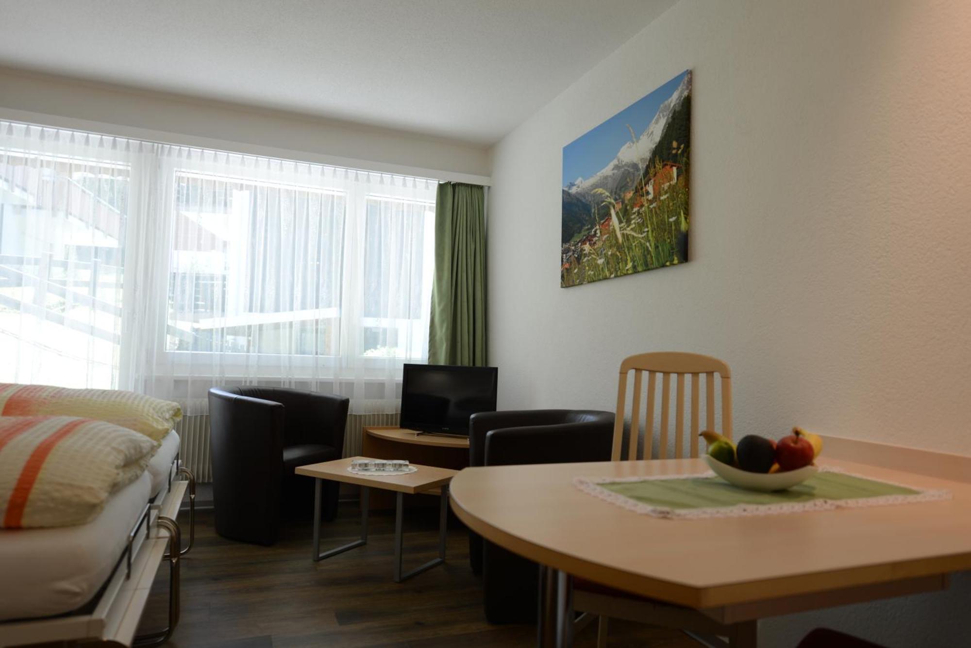 Haus Kandahar Saas-Fee Habitación foto